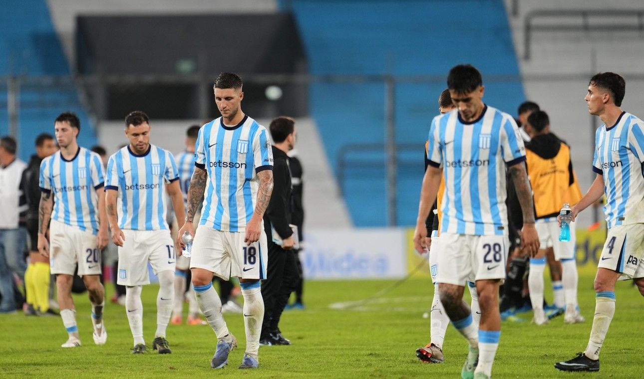 Racing se cae también en la Copa: otra derrota y señales de alarma