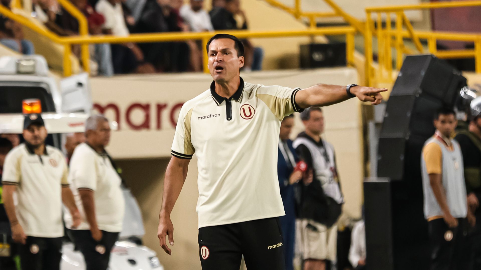 Jorge Araujo, motivado para seguir al mando de Universitario