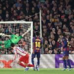 Julián Álvarez deleita con sus tiros libres en la Champions y se anota en una lista récord