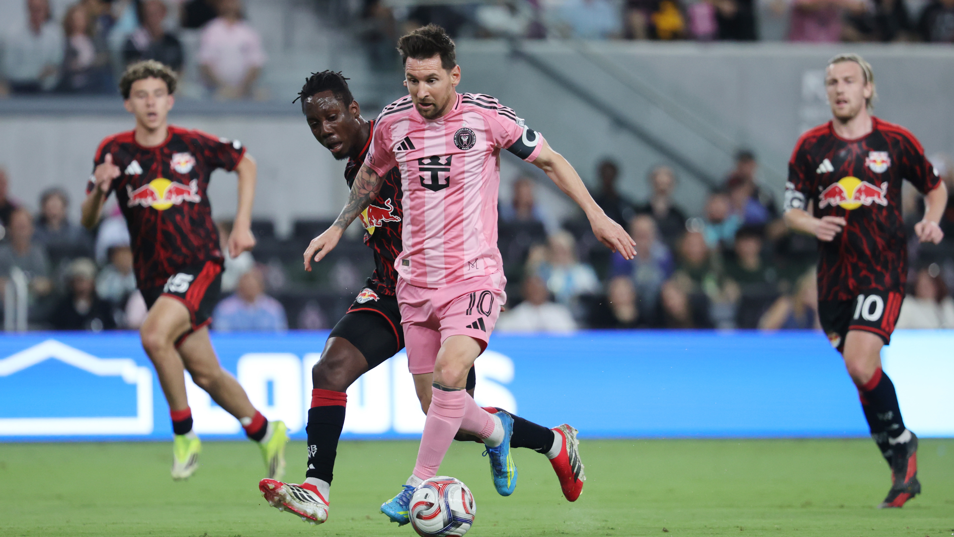 Con Messi, Inter empató ante New York RB y cedió puntos en casa