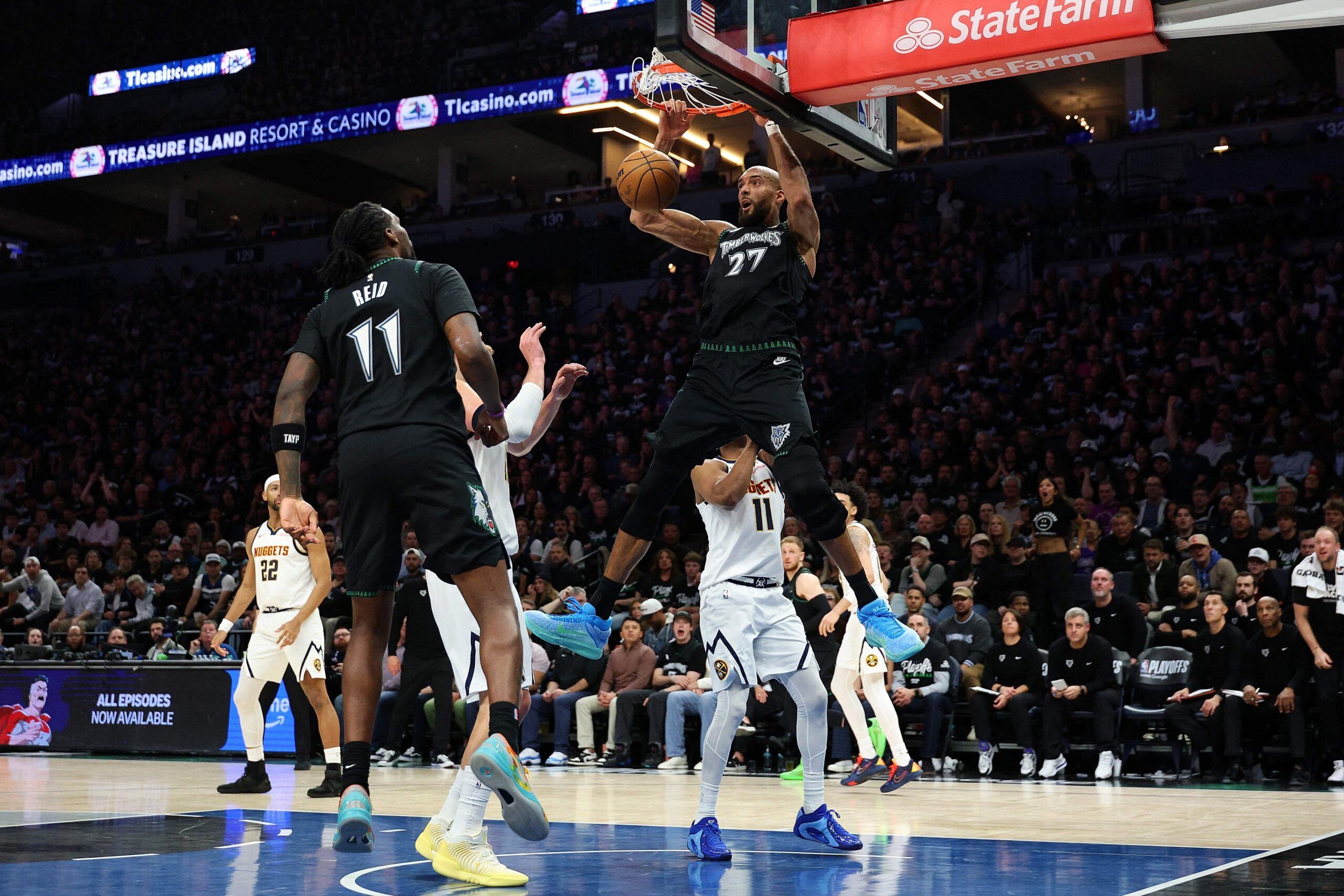 Timberwolves aplastó a los Nuggets y toman ventaja en la serie