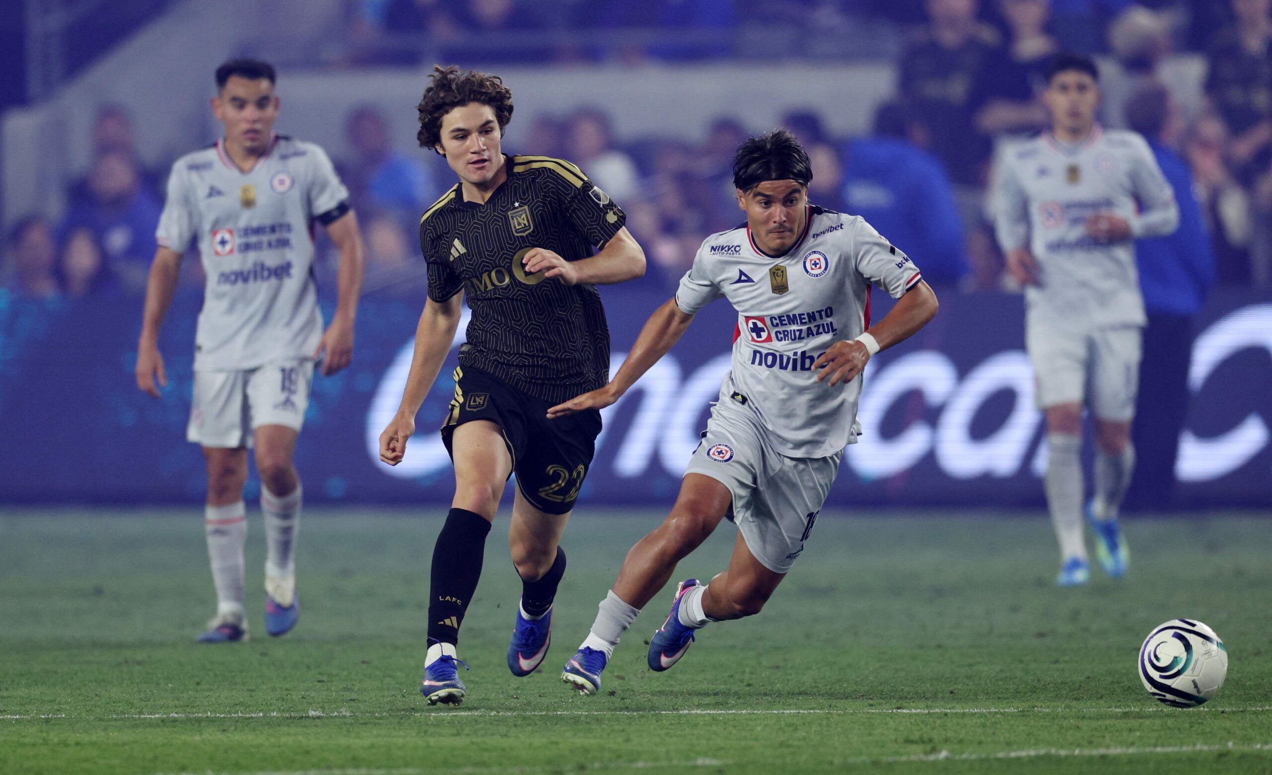 Cruz Azul y América, al límite: una noche que puede definir su destino en la Concachampions