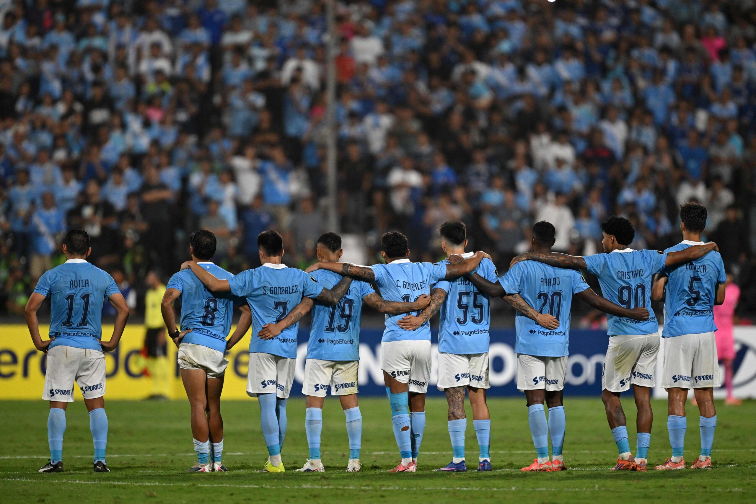 Grietas en Cristal: crisis de resultados y urgencias en el banquillo