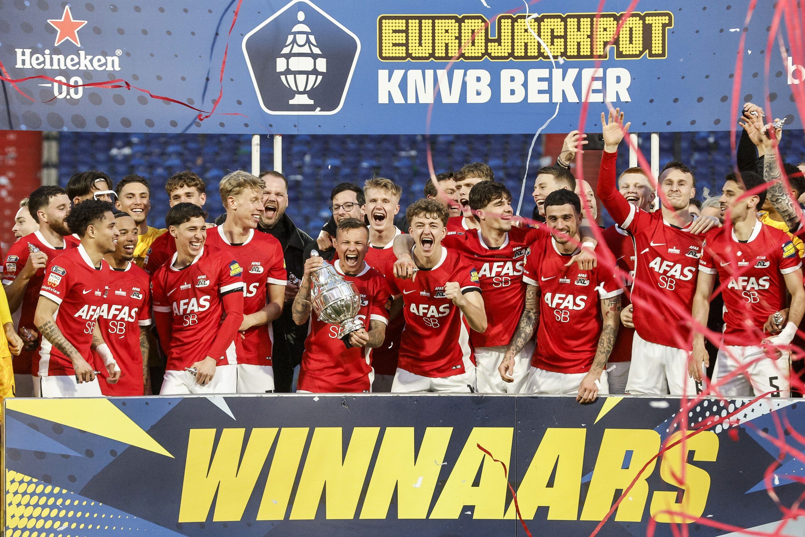El AZ Alkmaar conquista la copa y Mateo Chávez celebra su primer logro en Europa