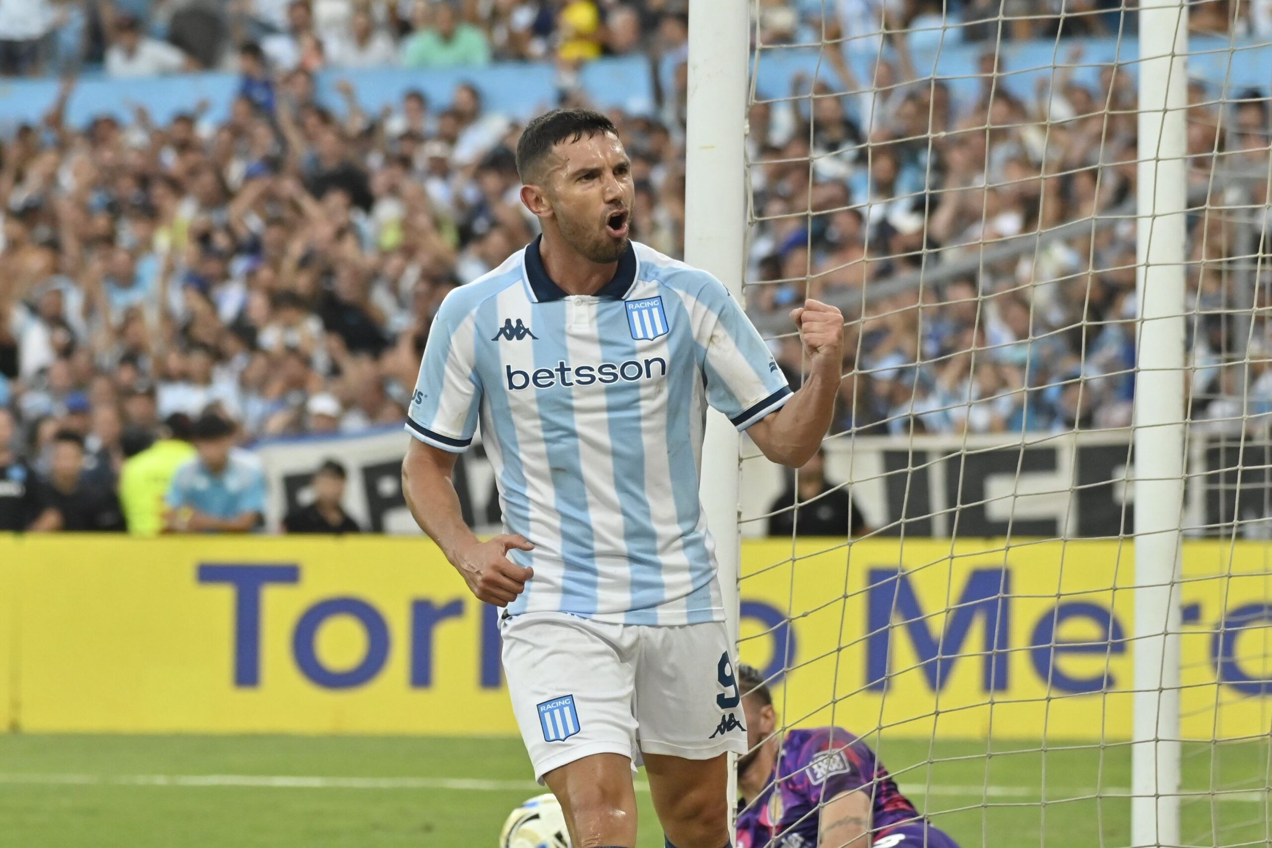 Racing va por la recuperación ante Argentinos: Vojvoda mete mano y cambia el equipo