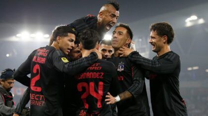 ¡Zarpazo albo en Las Condes! Colo Colo se lleva un Clásico de alta tensión ante una UC con la mente en La Bombonera