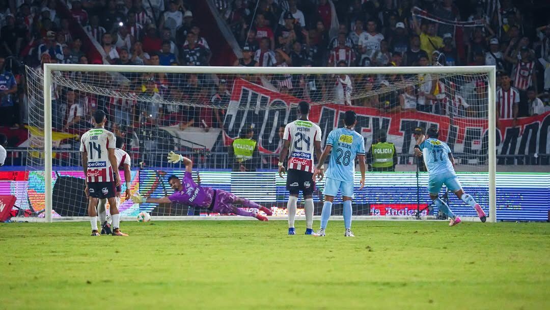 “Si no es sufrido, no es nuestro”: Silveira fue héroe y metió a Junior en semifinales