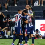 Alianza Lima venció a Moquegua y se mantiene firme en la cima del Apertura