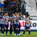 Alianza Lima celebra el título del Apertura tras golear a Los Chankas