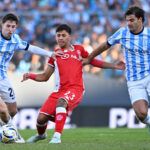 Racing se clasificó con sufrimiento tras el empate con Huracán