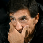 Gustavo Costas no va más en Racing: Diego Milito lo despidió