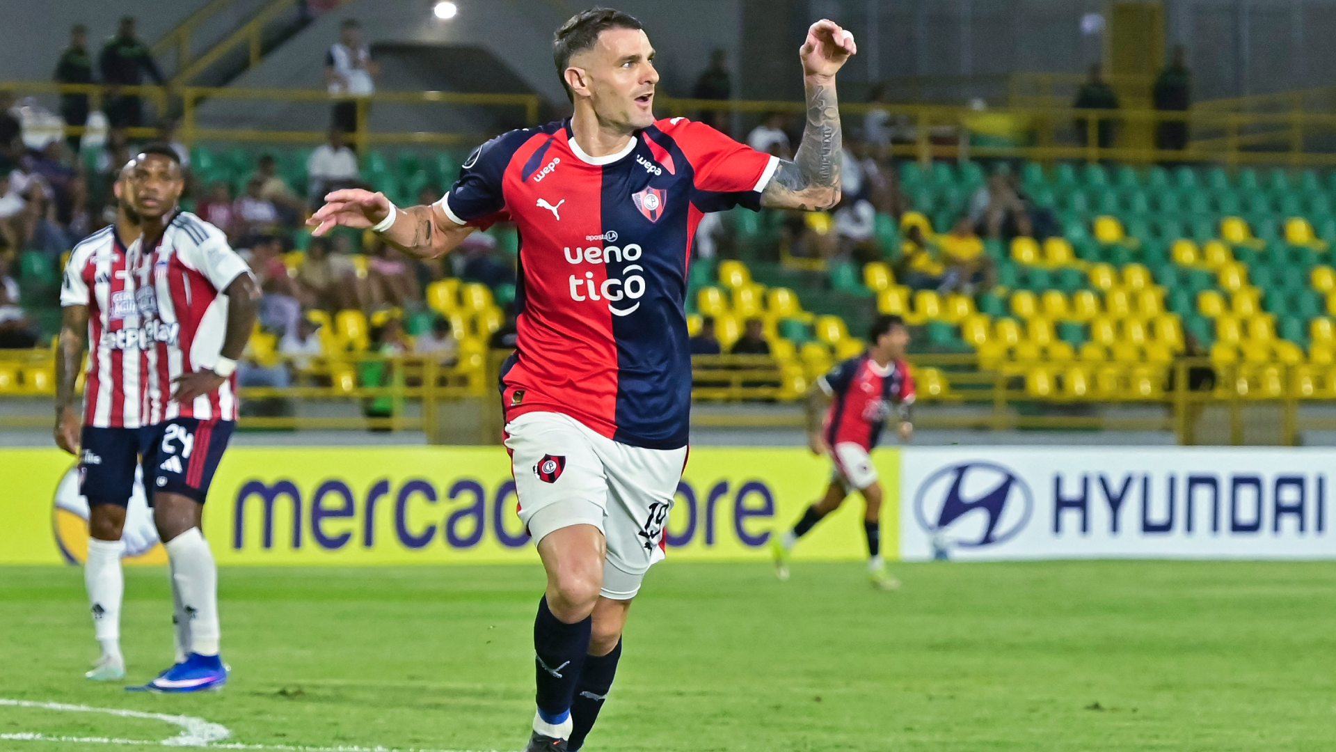 Cerro Porteño silenció a Junior y le respira de cerca a Palmeiras