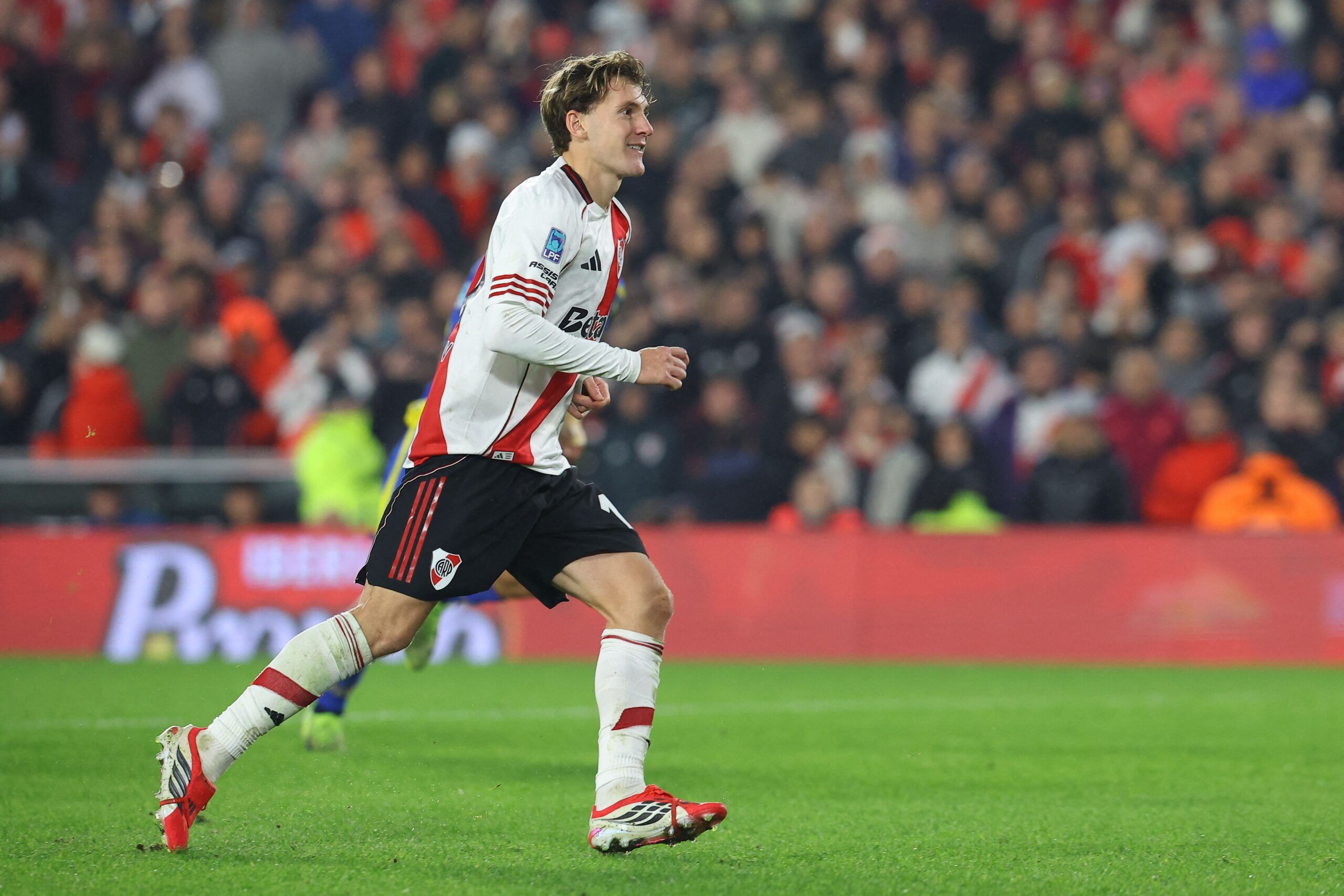 River sufrió, pero eliminó a Central y es el primer finalista del Apertura