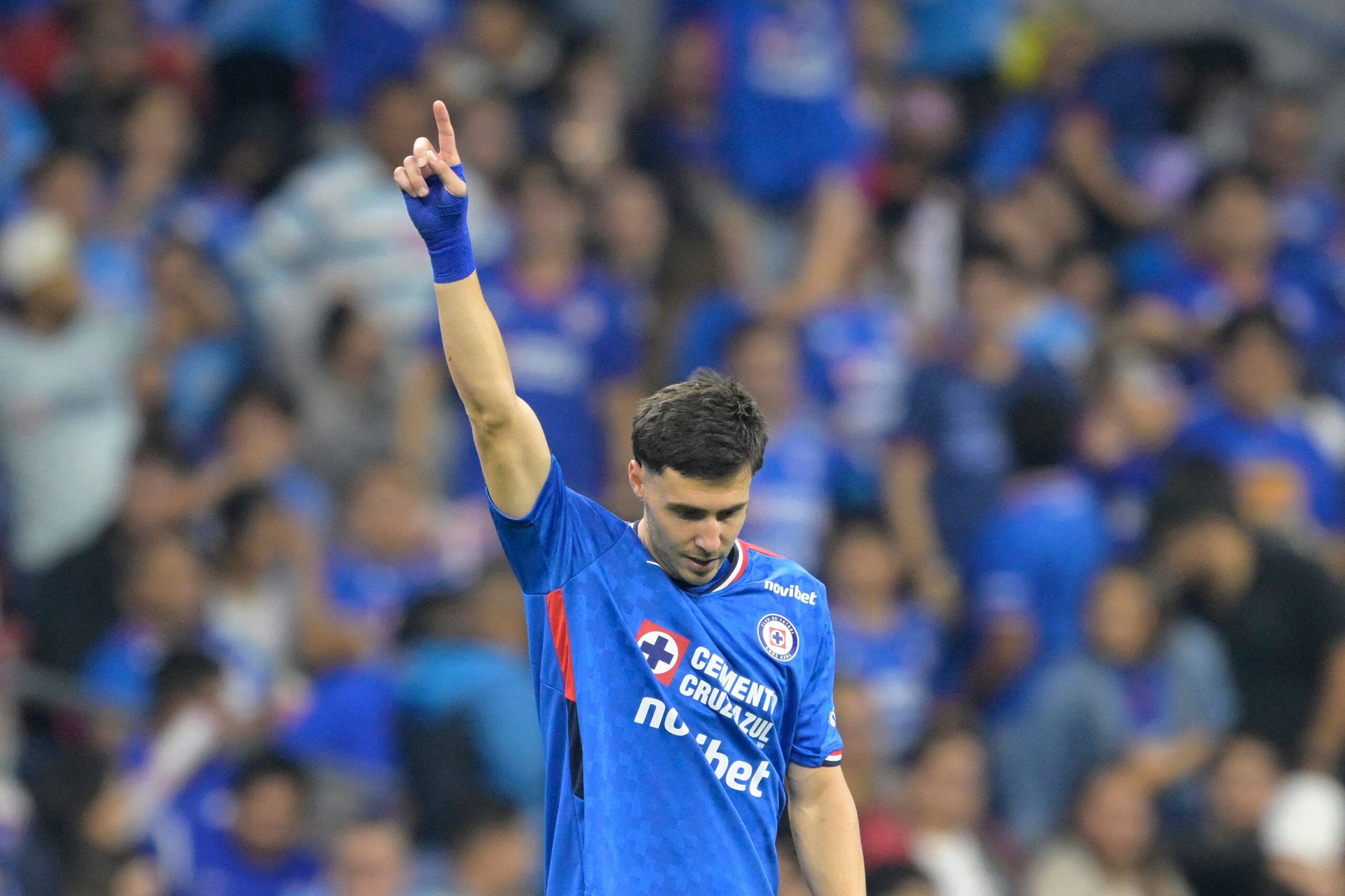 Cruz Azul avanza con autoridad y sueña con la décima estrella