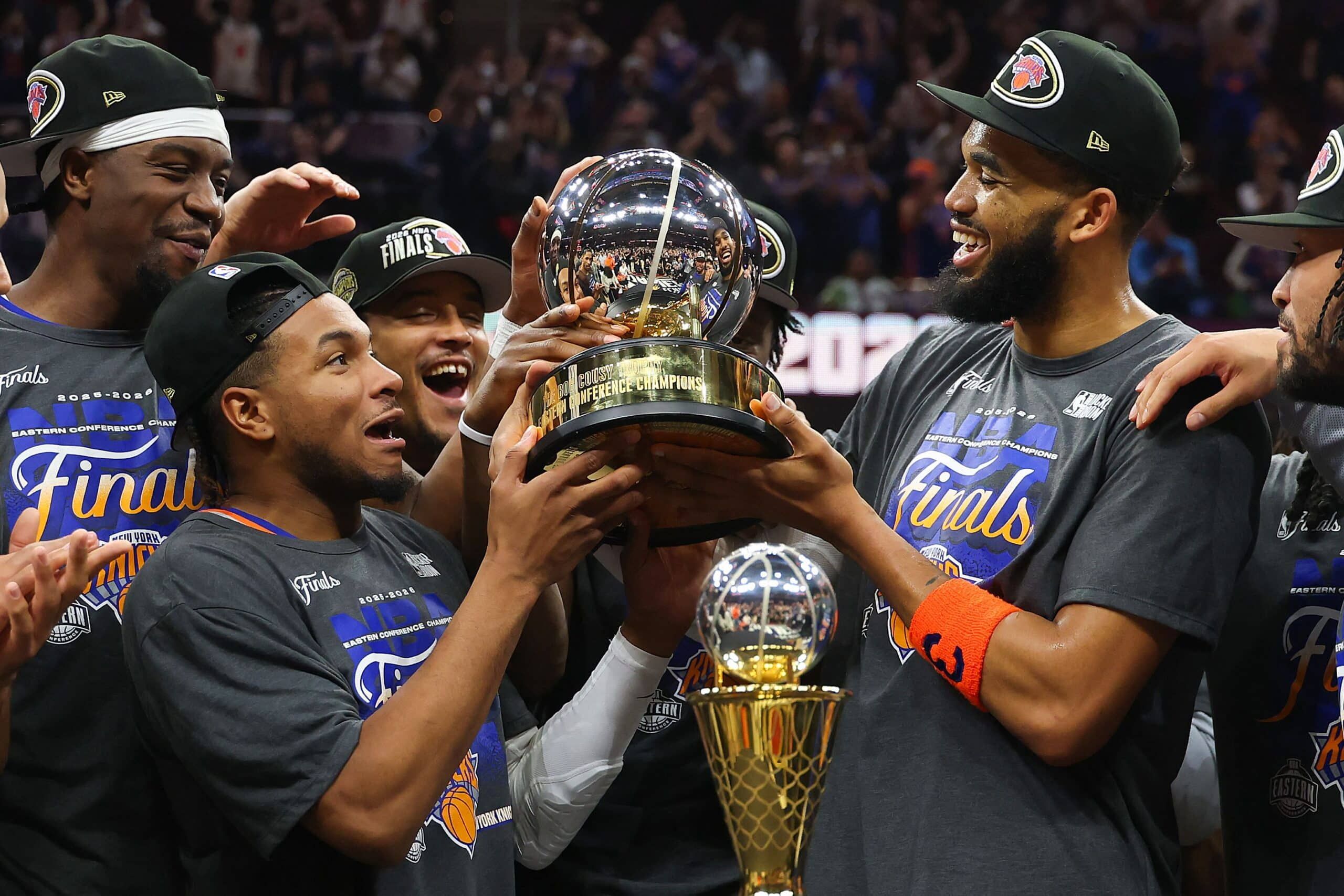 Knicks vuelven a las finales de la NBA tras 27 años de ausencia al eliminar a Cavaliers