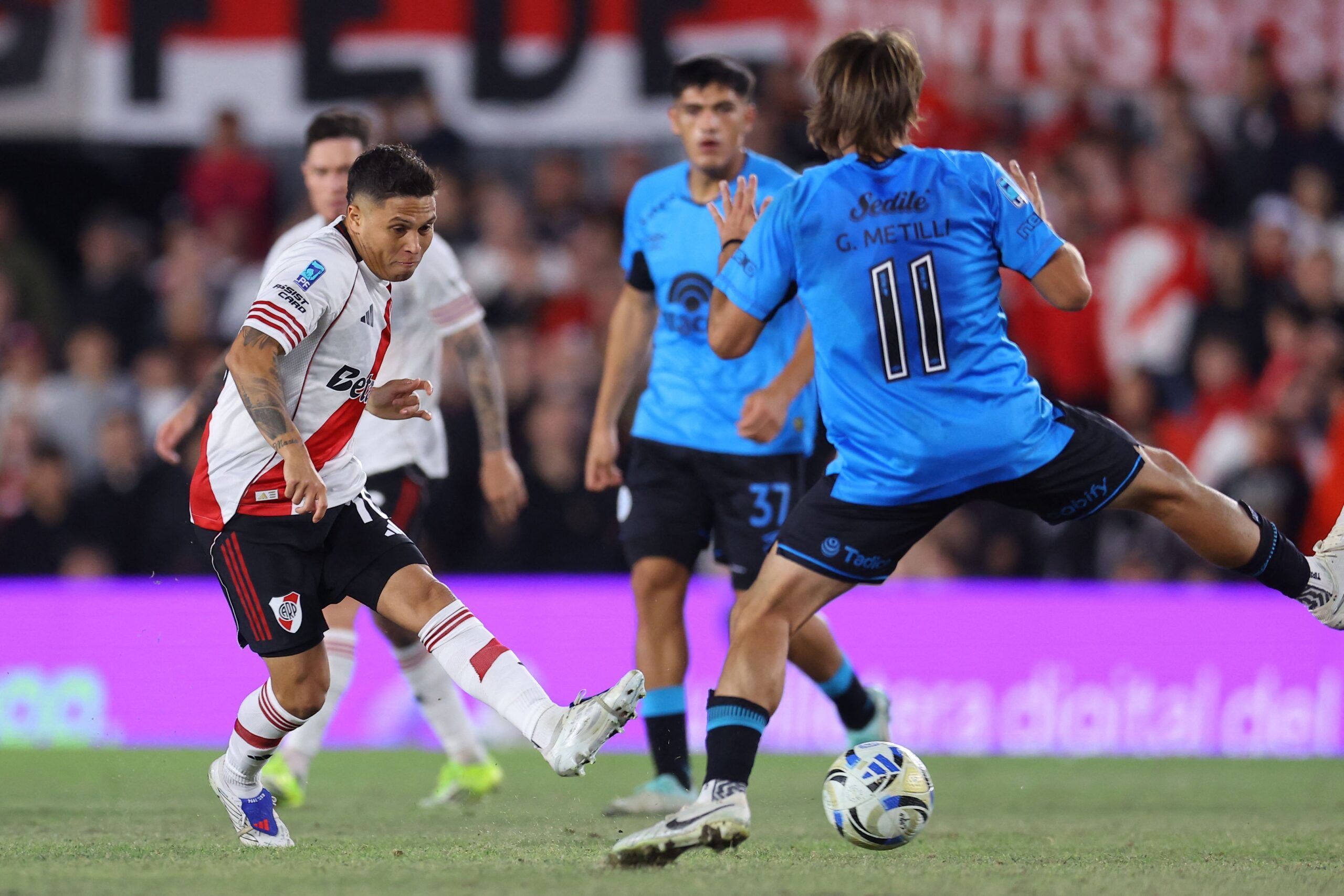 River y Belgrano, cara a cara en Córdoba: la final que revive una herida histórica del fútbol argentino