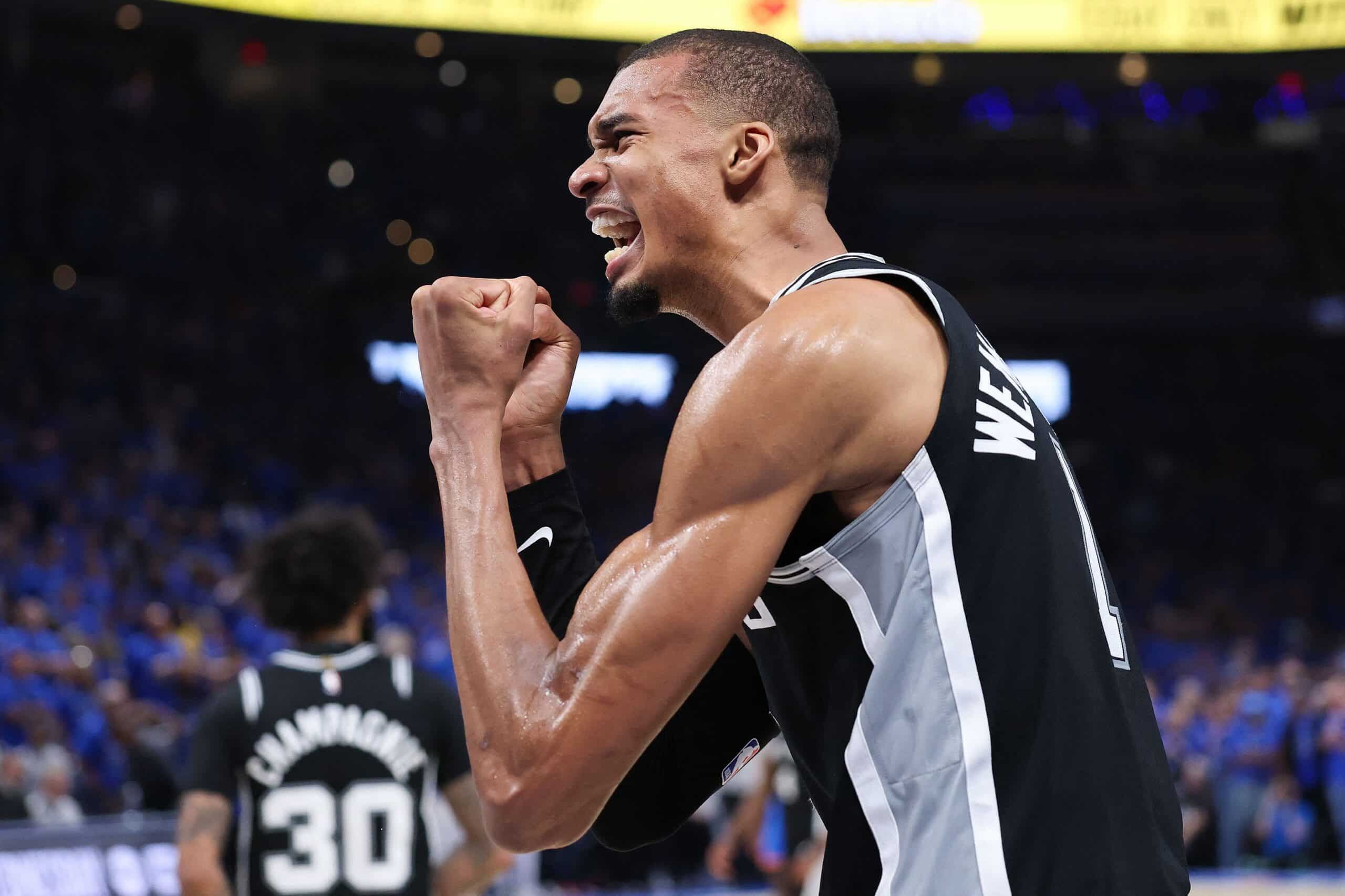 Spurs avanzan a las finales de la NBA tras eliminar al Thunder en el juego 7