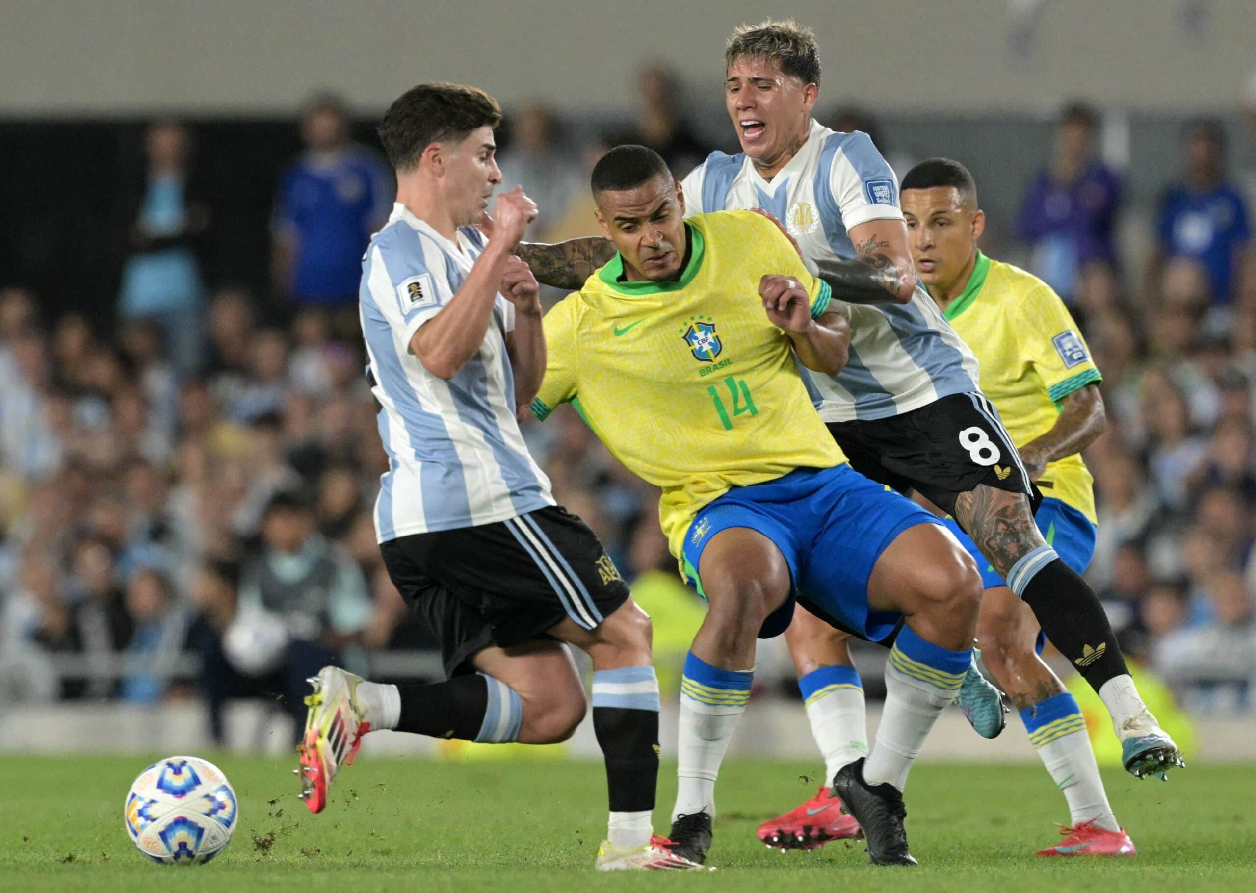 ¿Europa dejará de fichar sudamericanos? La advertencia de Solano sobre el futuro del fútbol en Latinoamérica