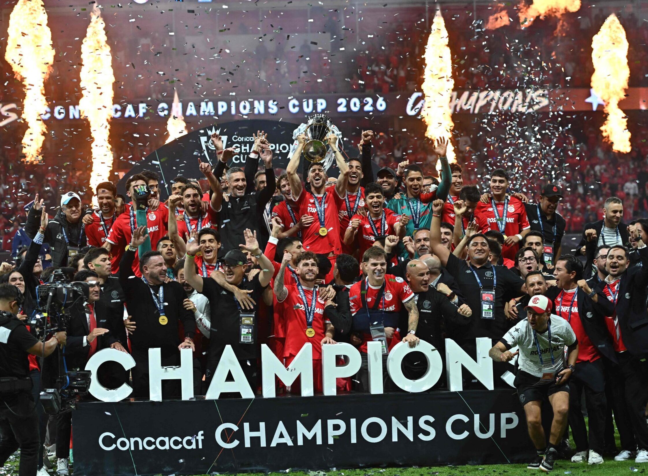 Toluca conquistó la Concacaf Champions Cup, tras vencer a Tigres desde los doce pasos