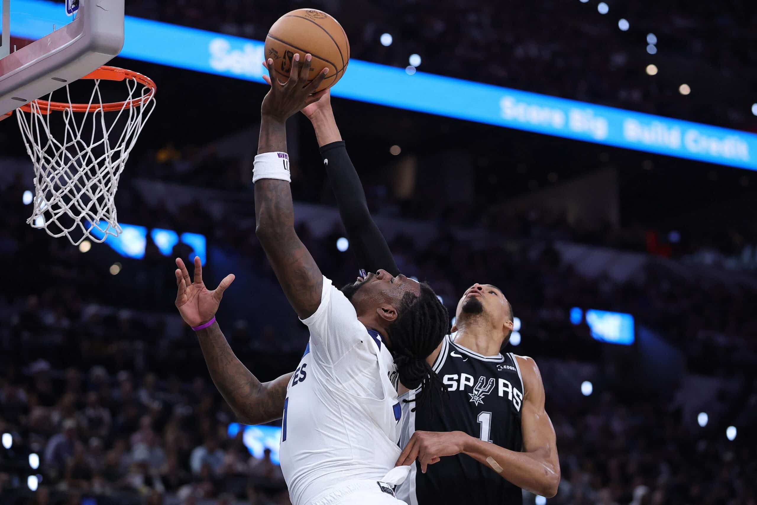 "Wemby" y los Spurs colocan contra la pared a Timberwolves