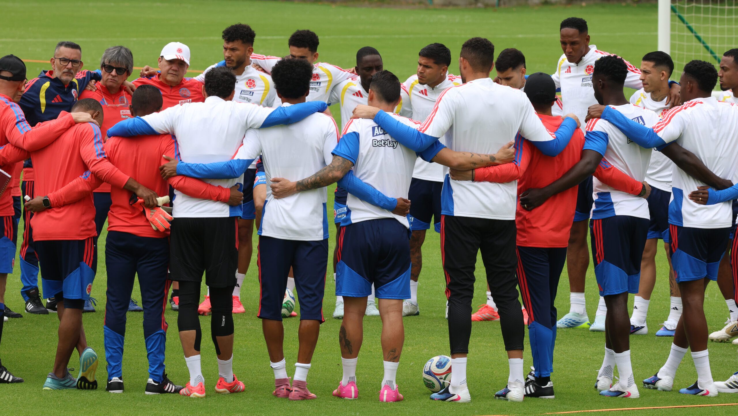 Colombia ya piensa en Costa Rica con los 26 convocados completos