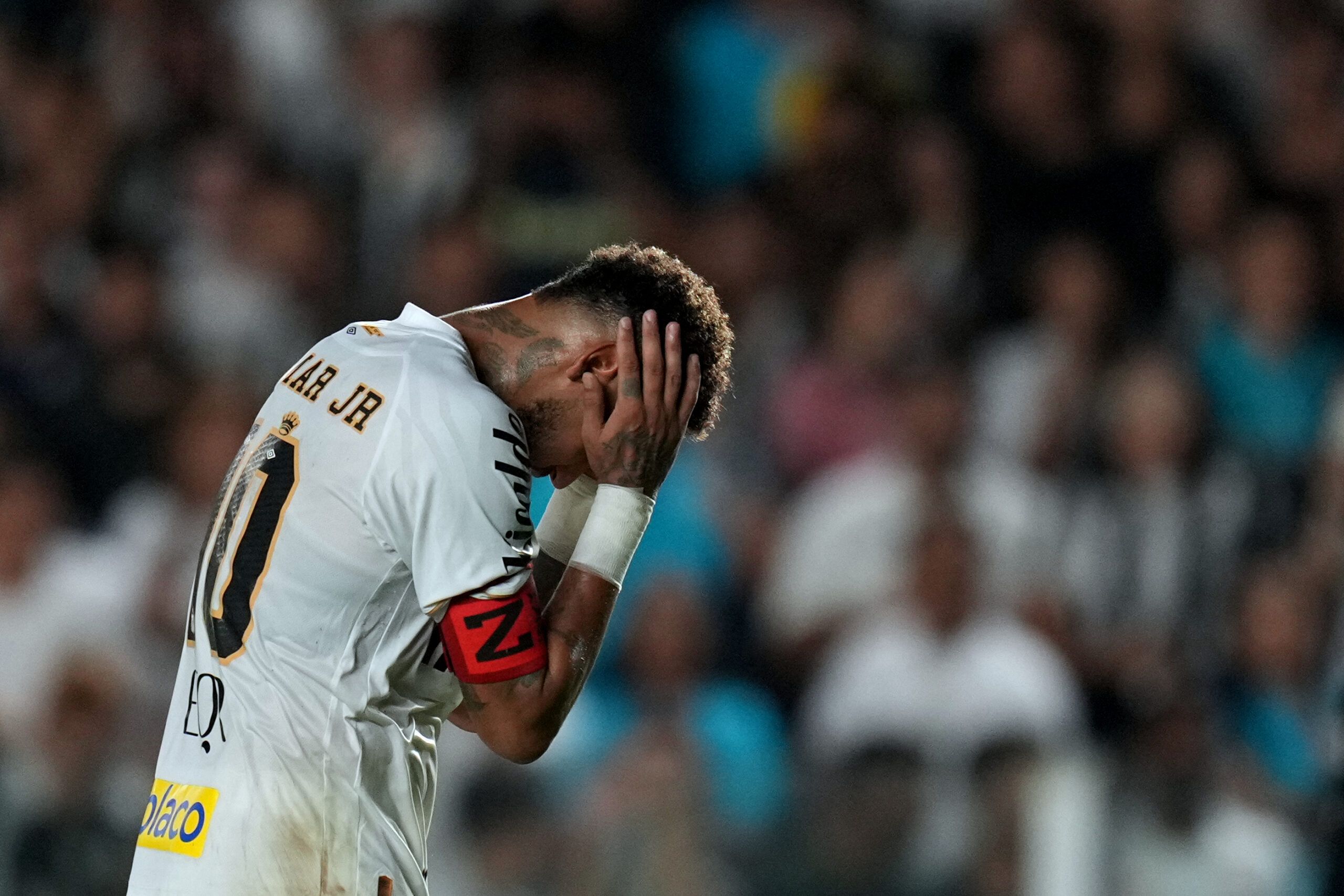 Neymar, contra el tiempo para llegar al Mundial
