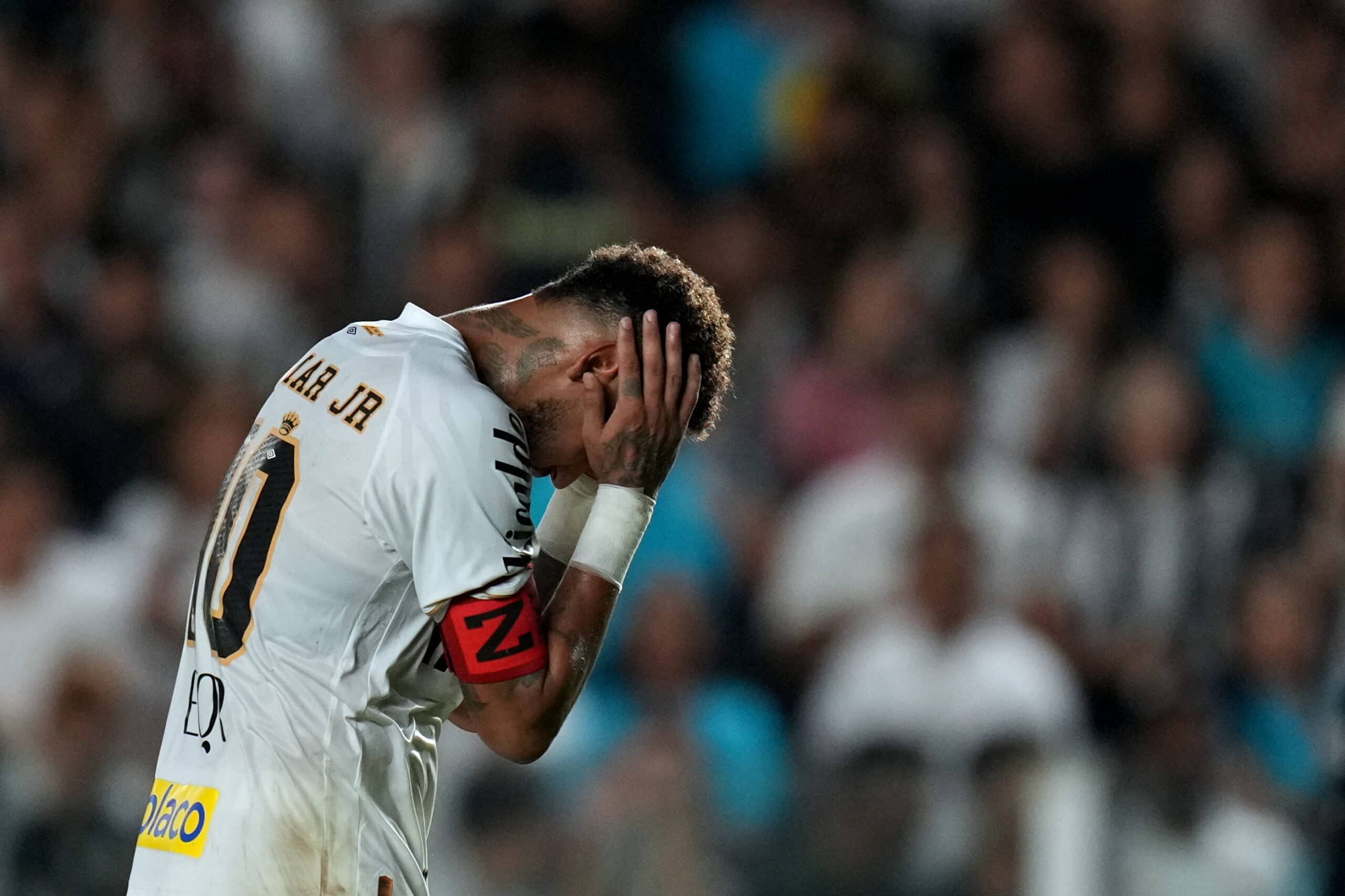Neymar, contra el tiempo para llegar al Mundial