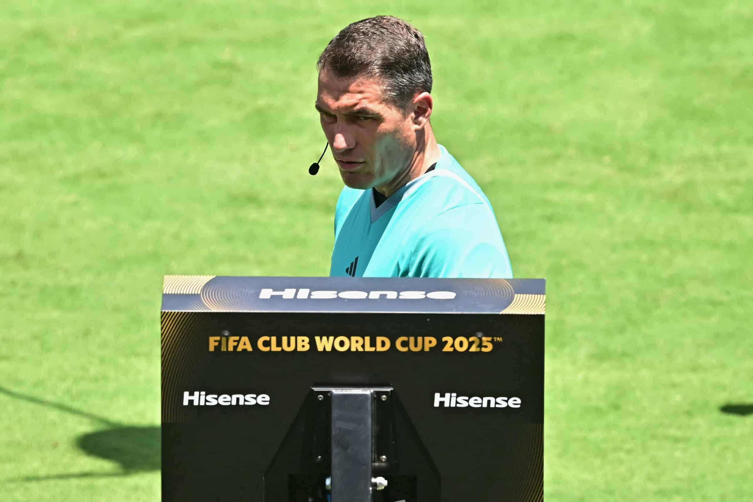 El arbitraje más riguroso se estrena en el Mundial 2026: Winston Reátegui explica las nuevas normas en Betsson.sportcast