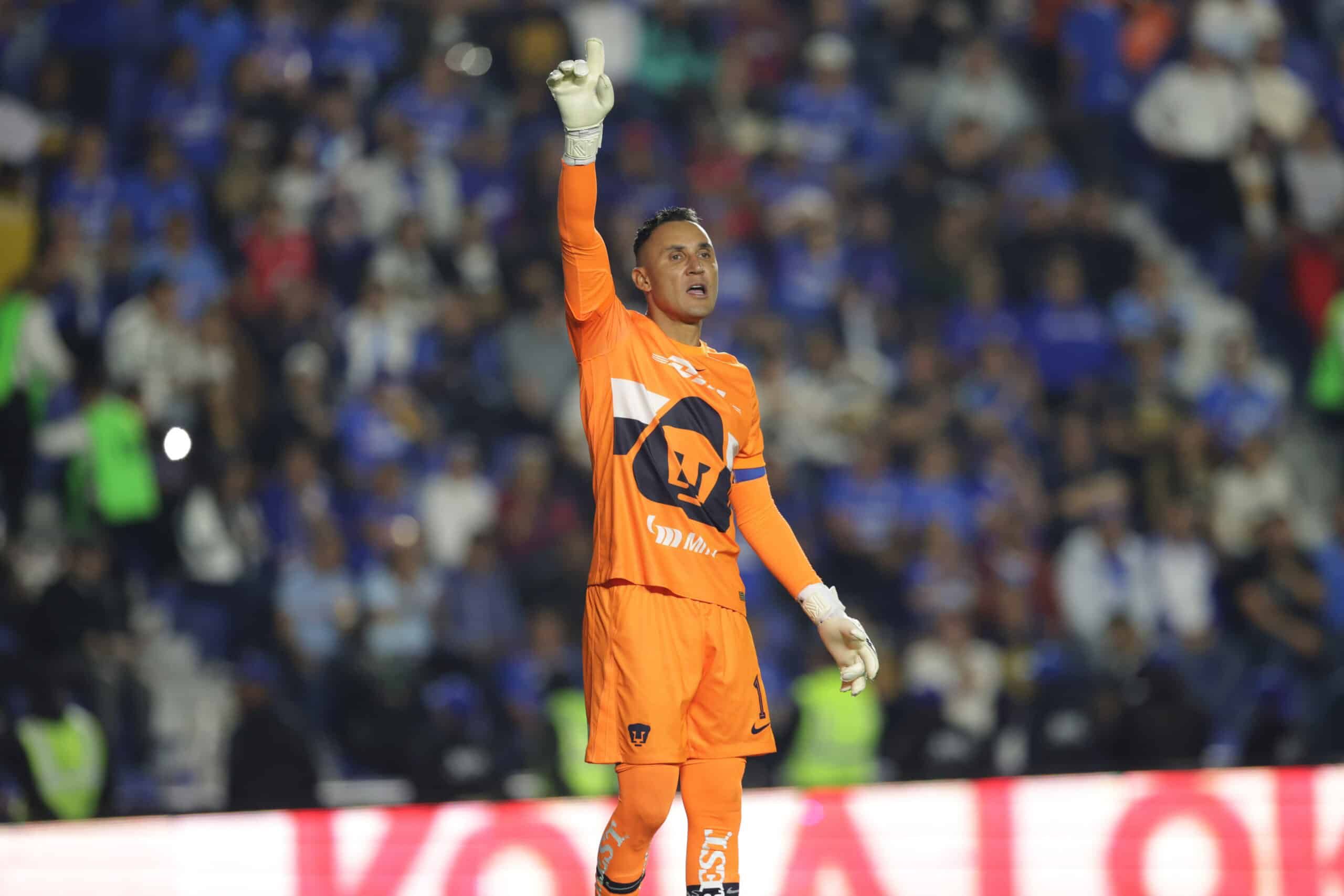 Keylor Navas salva a Pumas y deja abierta la final ante Cruz Azul