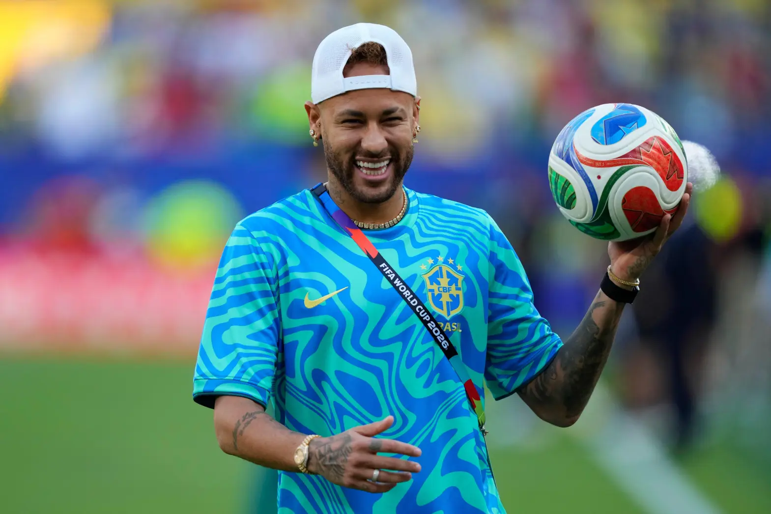 Neymar vuelve a escena y Brasil se ilusiona antes del choque decisivo ante Escocia