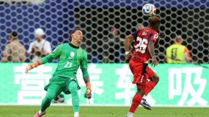 Uruguay al borde de la eliminación tras empatar con Cabo Verde