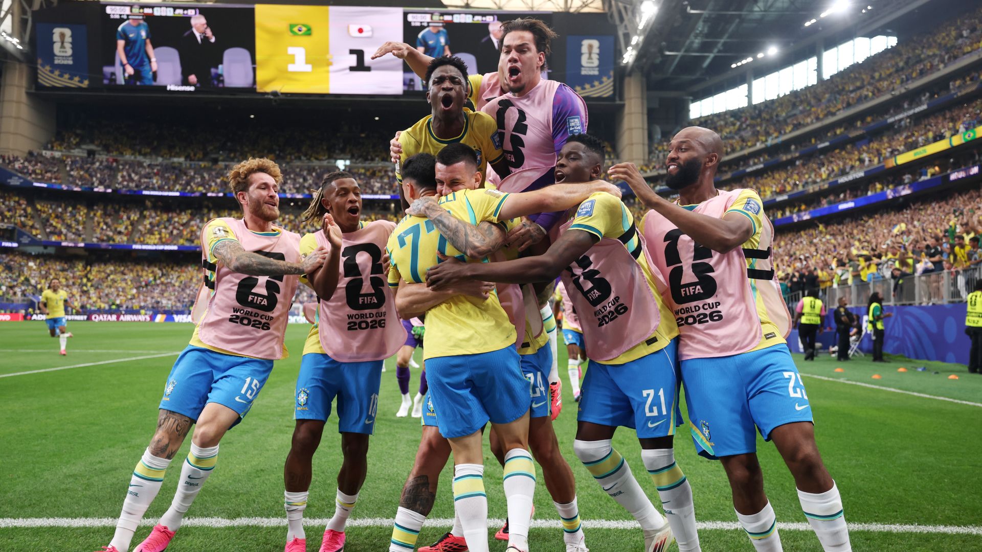 Brasil festejó en la agonía ante Japón para avanzar a los octavos de final