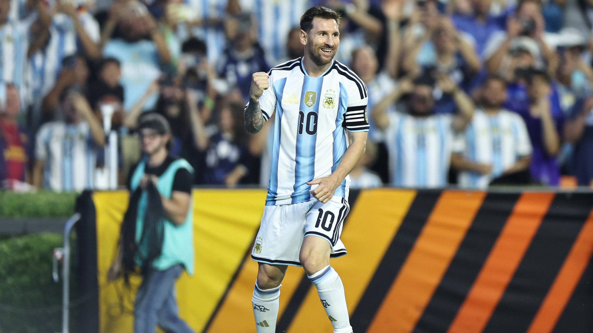 Lionel Messi volvió, convirtió y Argentina llegará entonada al Mundial tras golear a Islandia
