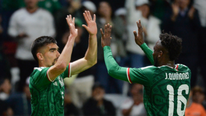 México arrasa a Serbia y afina la puntería para el Mundial