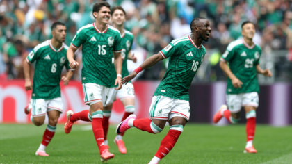 México debutó con triunfo ante Sudáfrica en el partido inaugural del Mundial