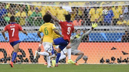¿Qué pasaba si Pinilla anotaba ante Brasil en el Mundial 2014? Las teorías de un gol que hubiese cambiado todo
