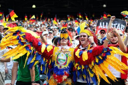Betsson.sportcast al aire: Ecuador clasifica y hace historia al igualar a Brasil y Argentina con un triunfo sobre Alemania; así van quedando los 16avos