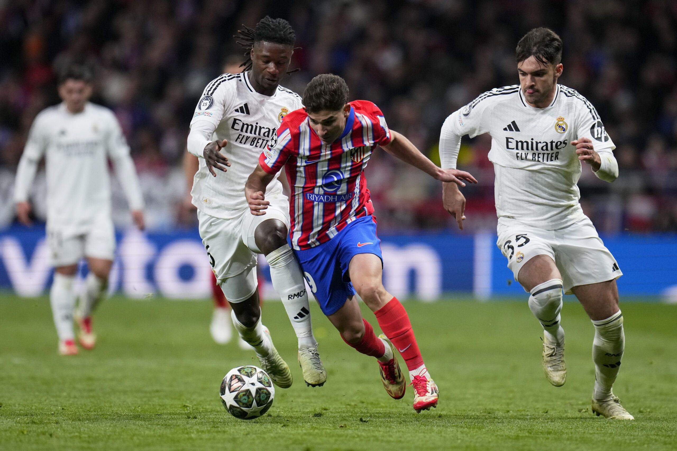Real Madrid chocó con la negativa del Atlético al ofertar por Julián Álvarez