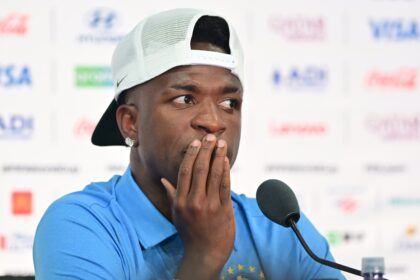 "Vinicius va a bailar a la defensa  marroquí": polémico pronóstico para el Brasil-Marruecos en Betsson.sportcast