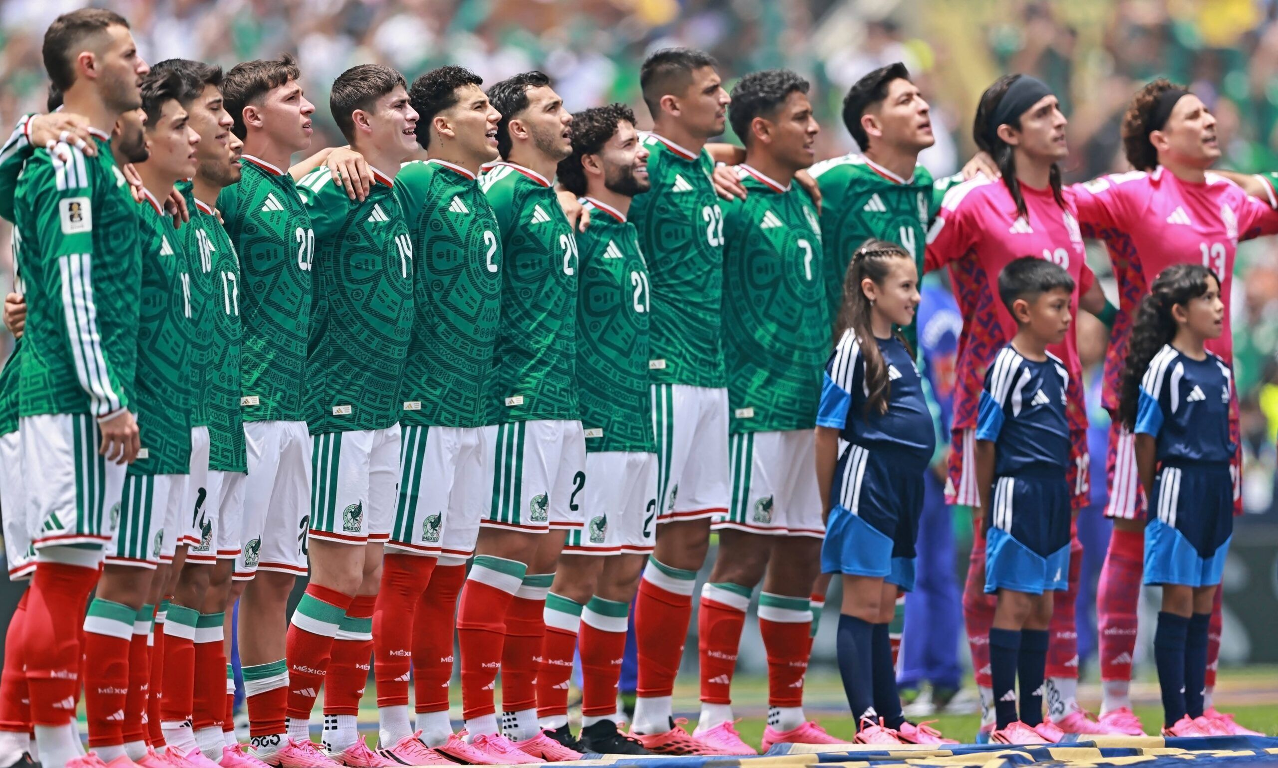 México enfrentará a Ecuador con impulso del legendario Estadio Azteca