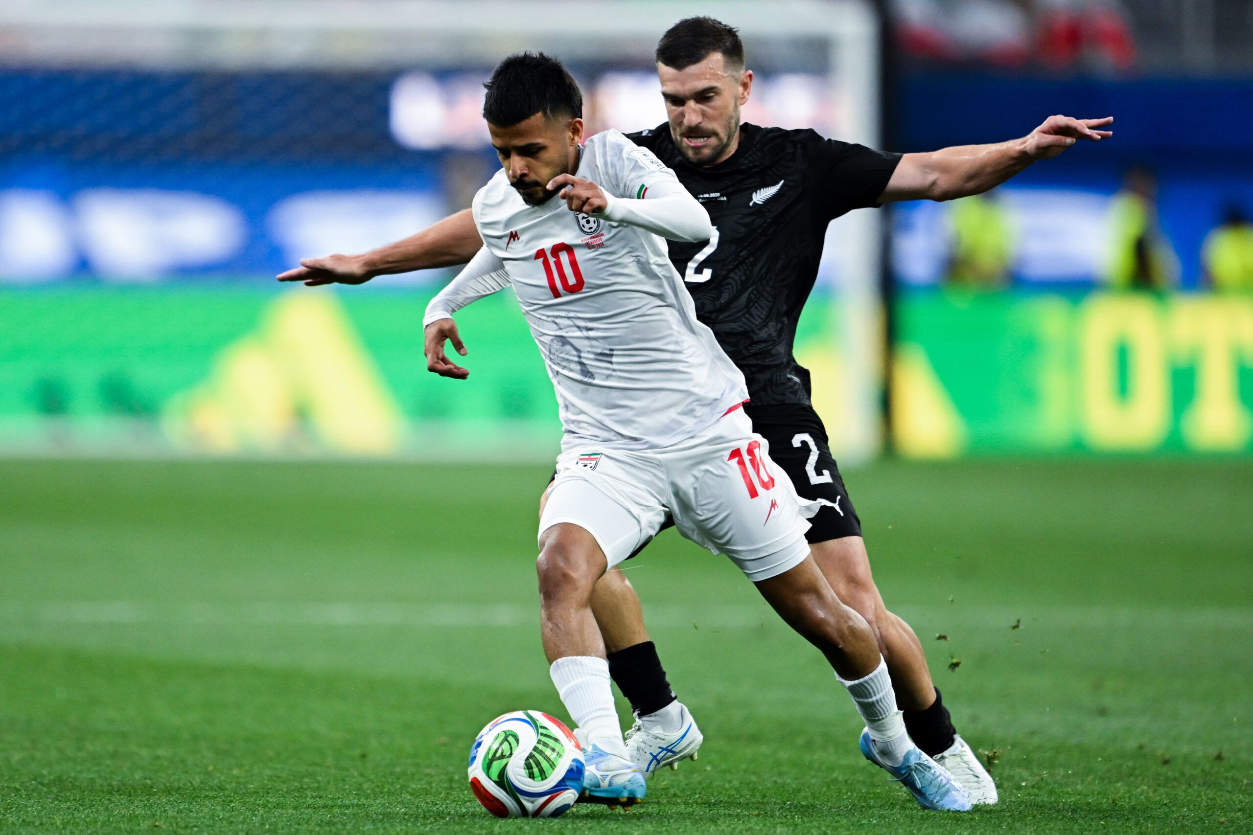 Irán rescató un punto en el debut tras igualar con la Nueva Zelanda de Payne