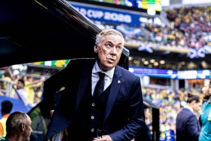 Ancelotti: "Neymar tiene la misma pasión que un niño por jugar con Brasil"