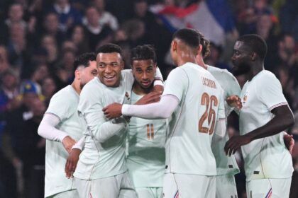 Olise se lleva el show: hat-trick y aviso de Francia a sus rivales mundialistas