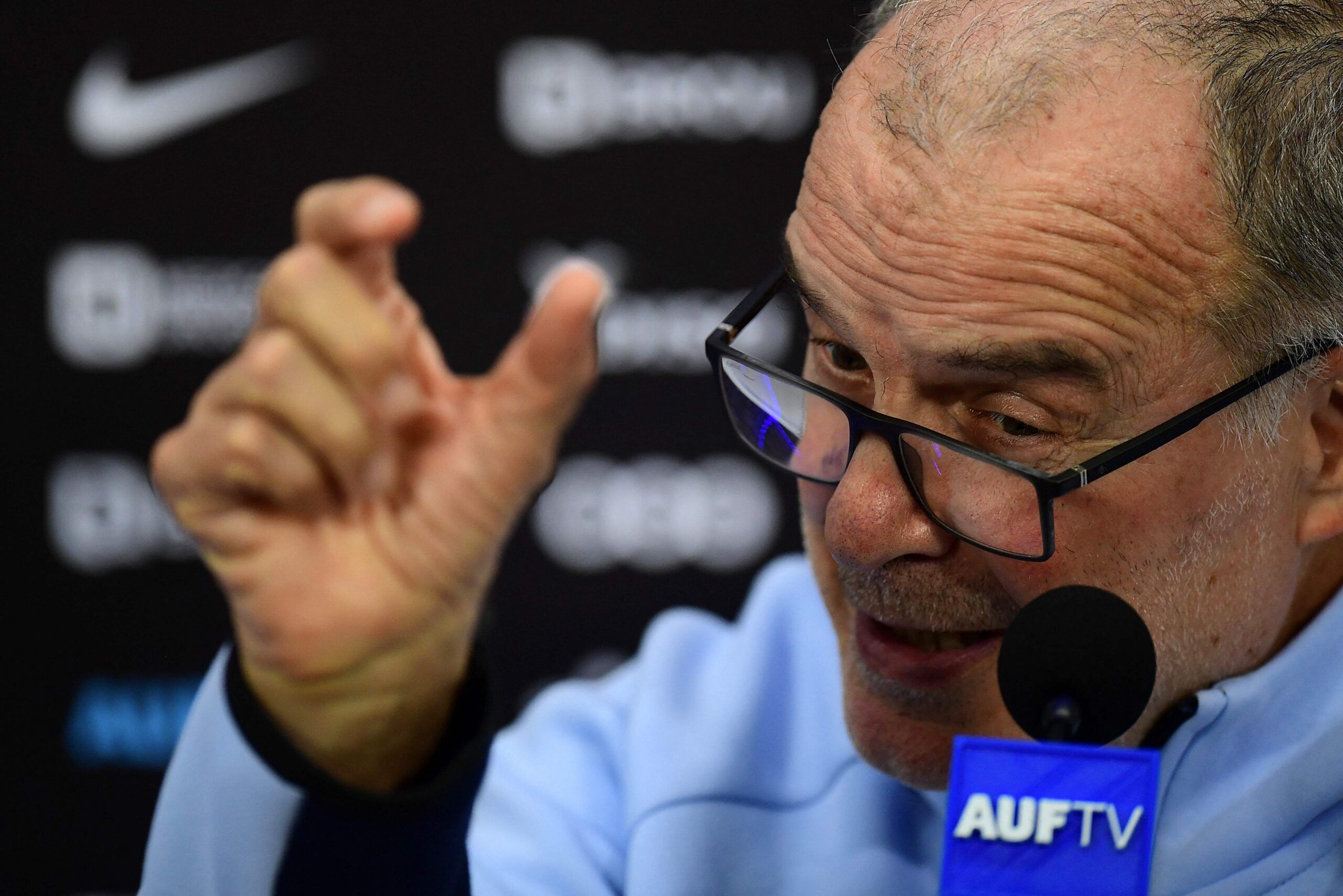 Advierten fractura en Uruguay: “El vestuario está dividido entre los pro y los contra Bielsa”