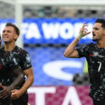 Canadá venció a Sudáfrica en la agonía y avanzó a los octavos de final