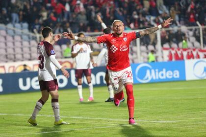 Cienciano desata la fiesta en Cusco: goleó a Lanús y va por Botafogo en la Sudamericana
