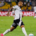 Colo Colo impuso condiciones ante Limache y estiró su ventaja en la cima