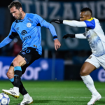 Belgrano arrancó la defensa del título con un triunfo agónico ante Rosario Central
