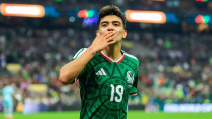 Gilberto Mora, el joven récord de México que irrumpe en el Mundial