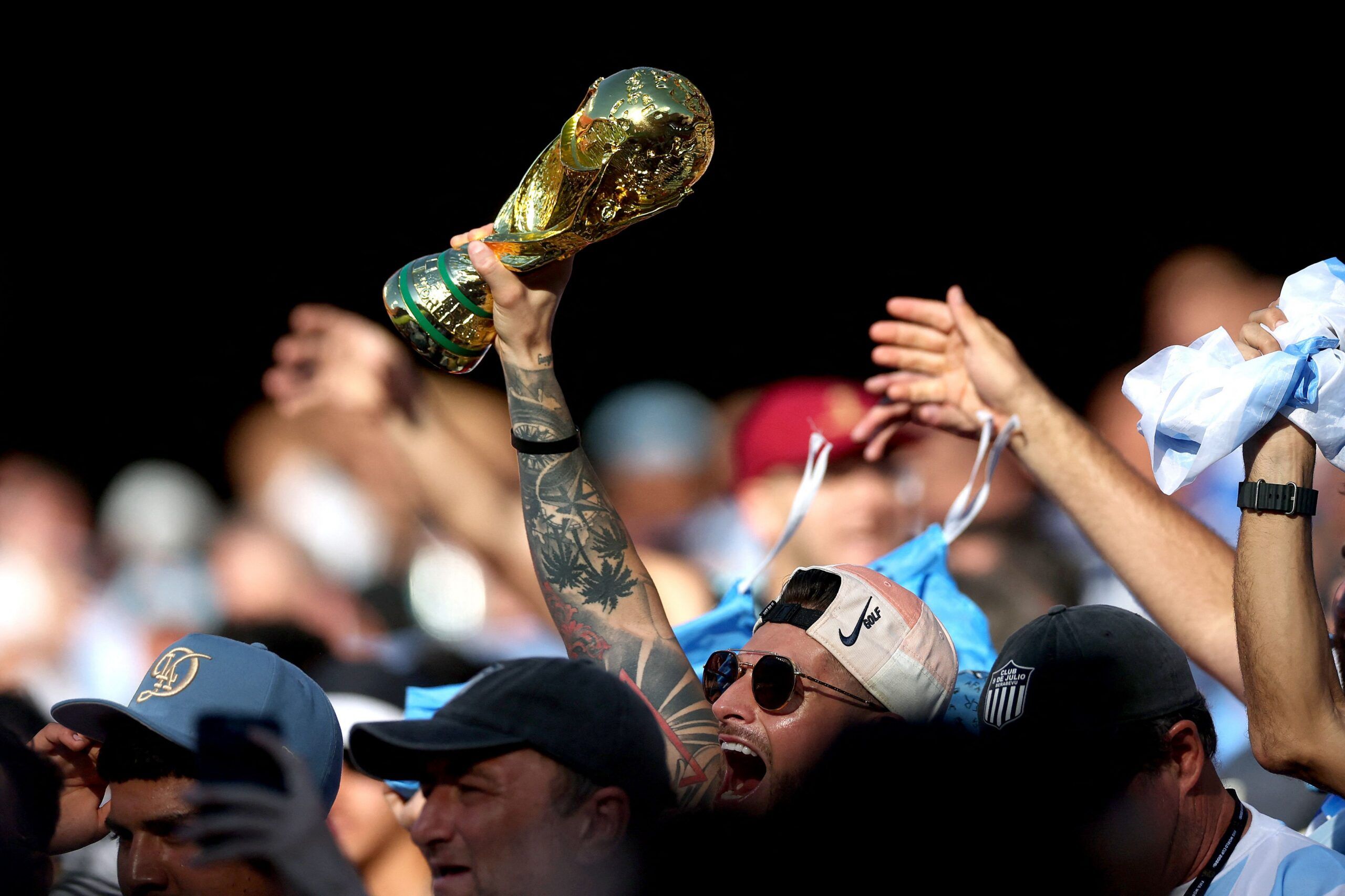 ¡No te pierdas Betsson.Sportcast en vivo! Empieza la batalla por la final con dos clásicos de los Mundiales